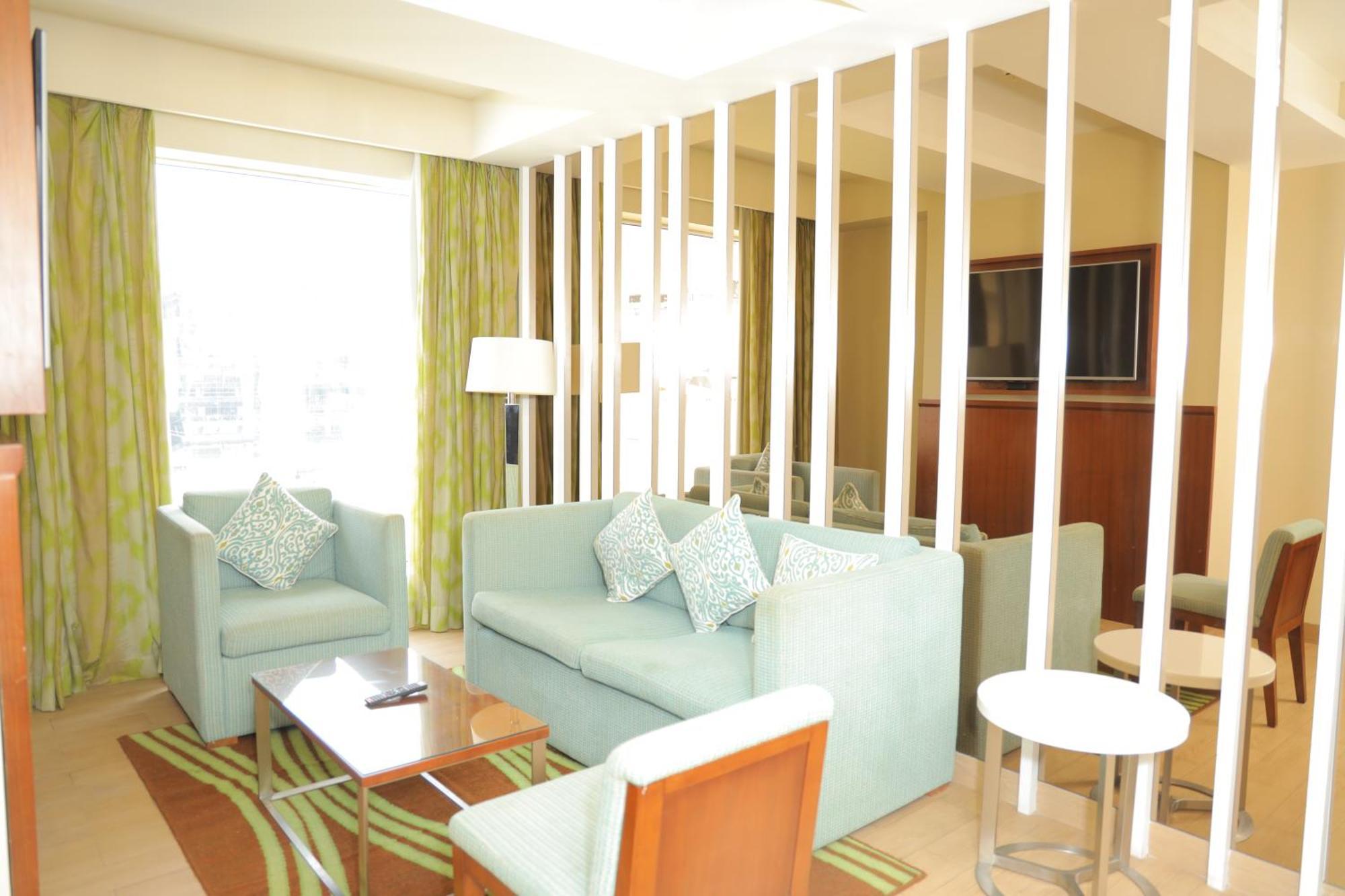 Fairfield By Marriott Indore Exterior photo