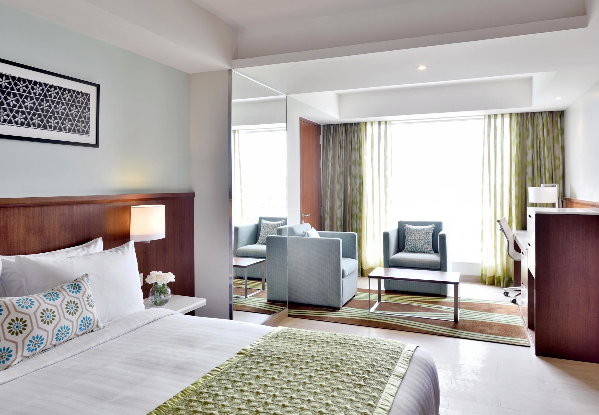 Fairfield By Marriott Indore Exterior photo