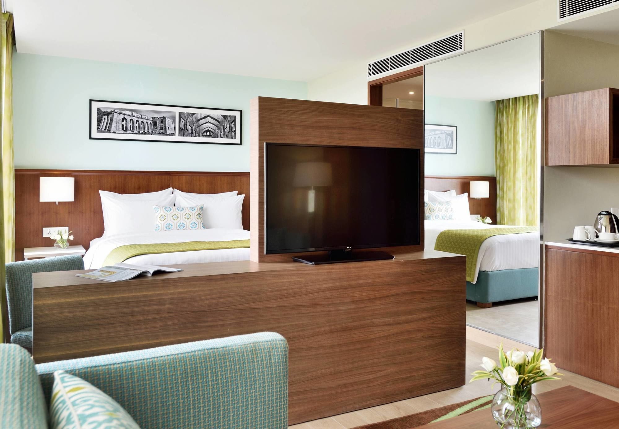 Fairfield By Marriott Indore Exterior photo